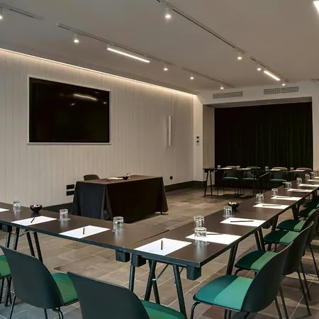 Habita79, Pompeii, A Tribute Portfolio 4*
